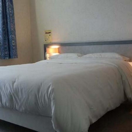 Hotel le Chatelain Faulquemont Kamer foto