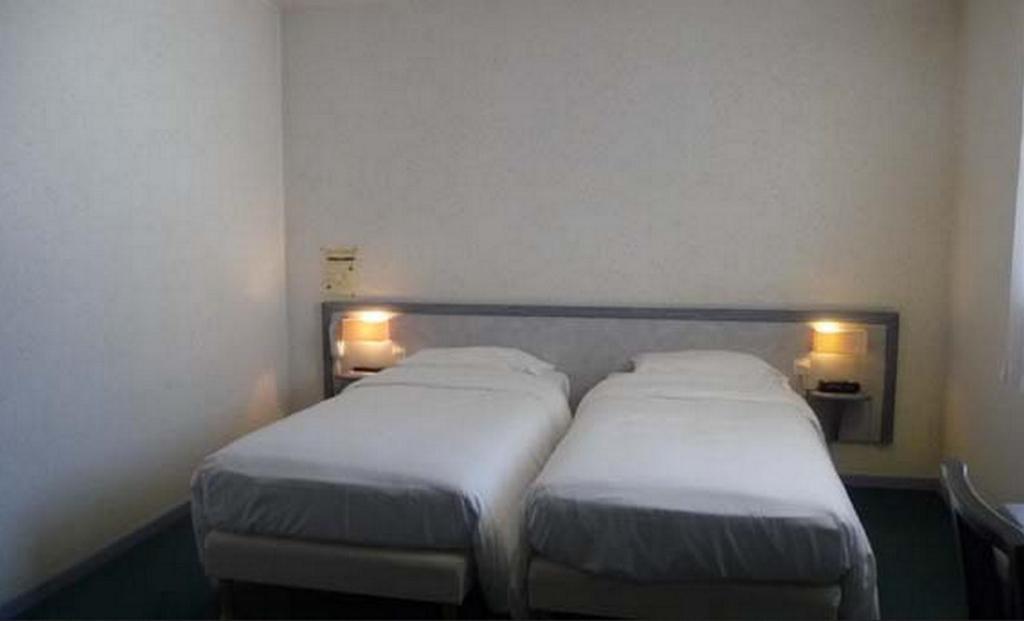 Hotel le Chatelain Faulquemont Kamer foto